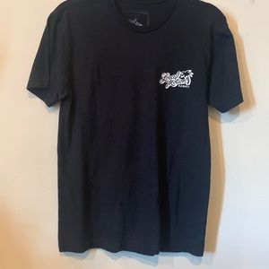 Local motion tee